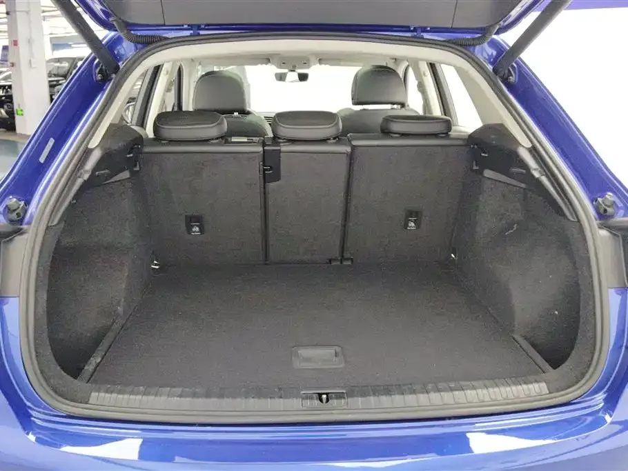 Audi Q3 2021 из CN, фото 10