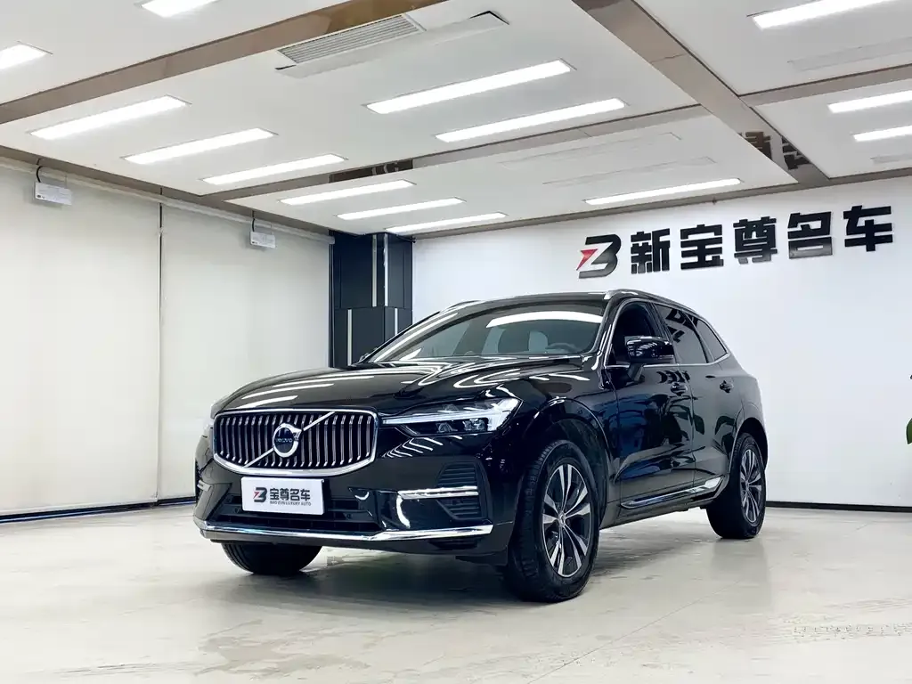 Volvo XC60 2024 из CN, фото 1