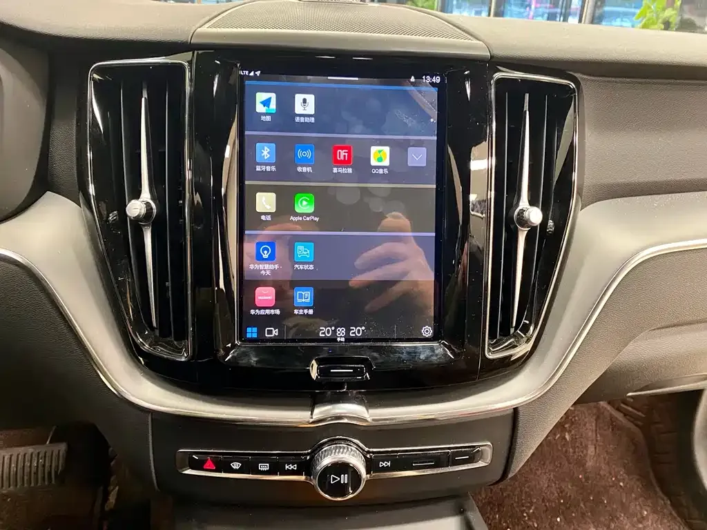 Volvo XC60 2024 из CN, фото 3