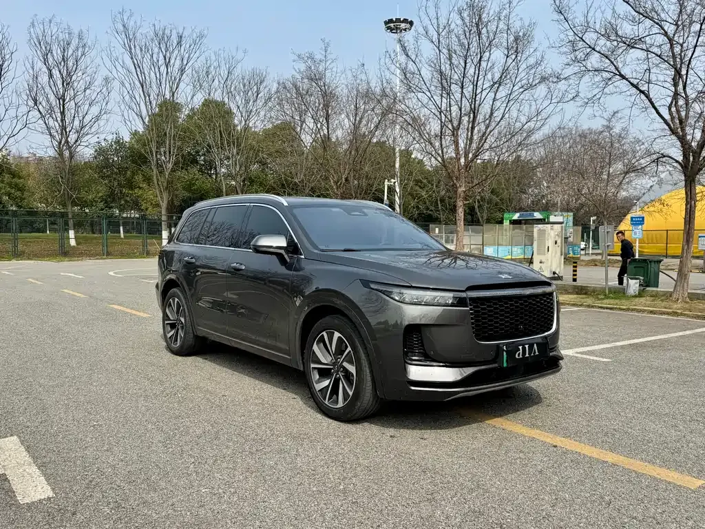 Li Auto Li ONE 2022 из CN, фото 9