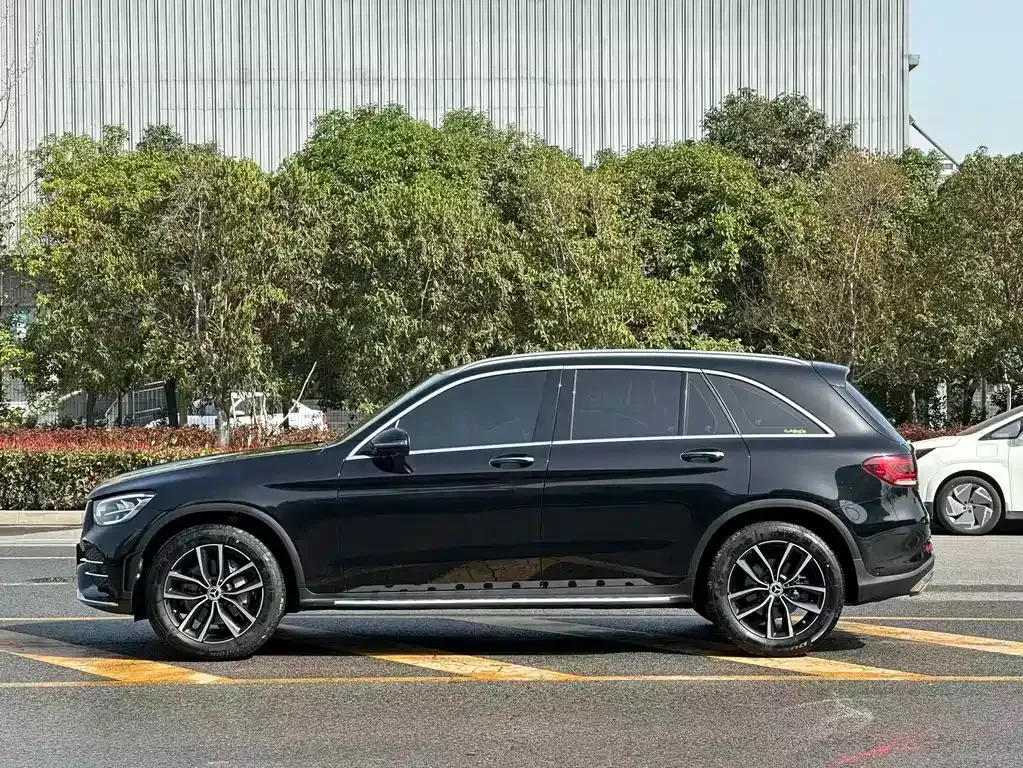 Mercedes-Benz GLC — фото 9