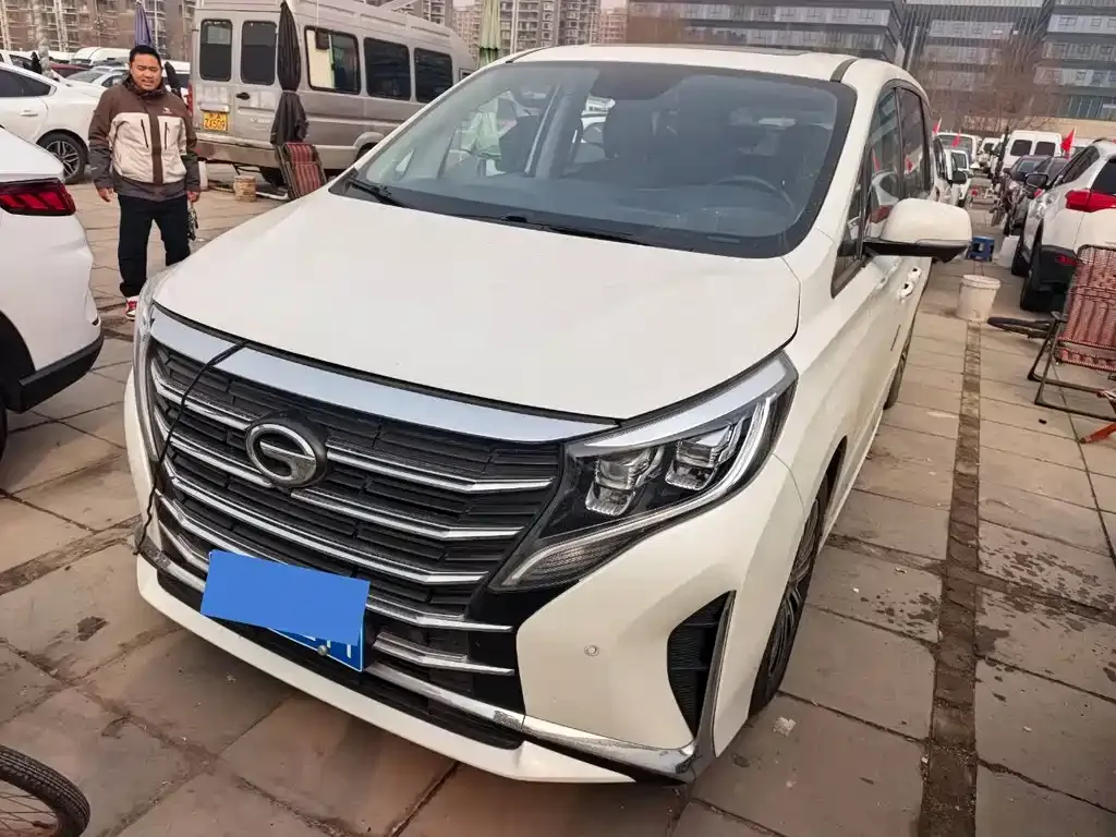 GAC Motor Trumpchi M8 — фото 1