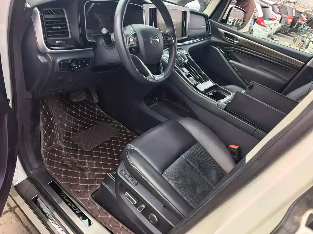 GAC Motor Trumpchi M8 — фото 6