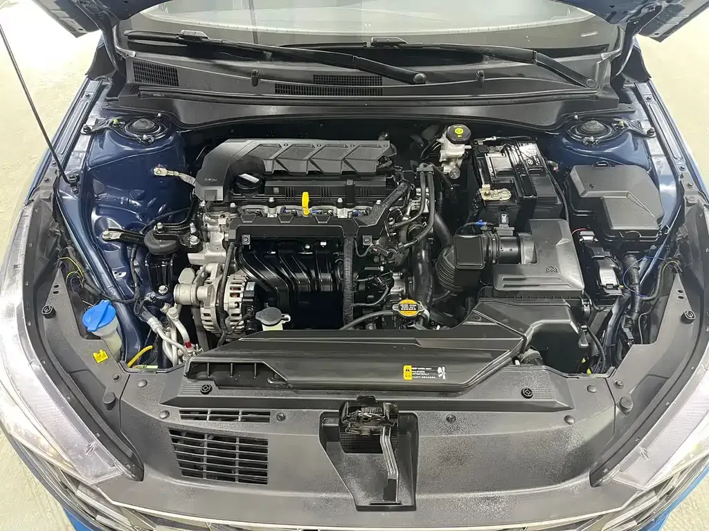 Hyundai Elantra 2022 из CN, фото 9