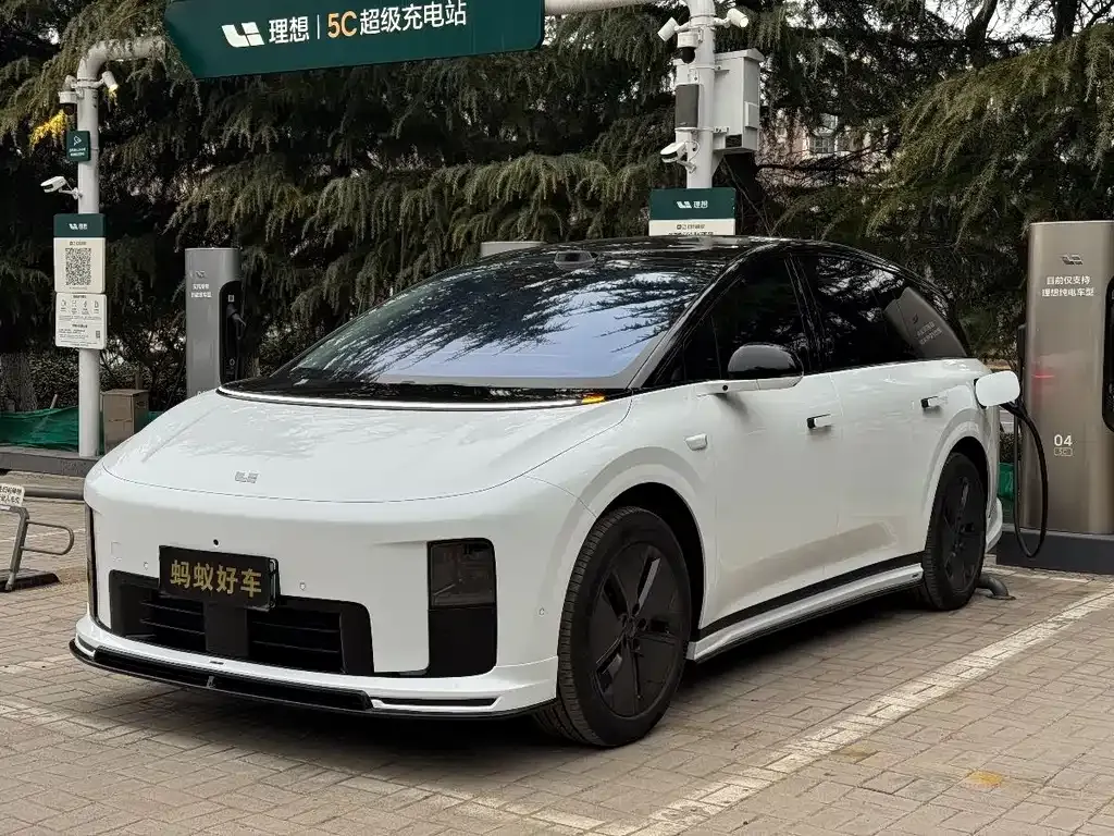 Li Auto i8 2026 из CN, фото 1