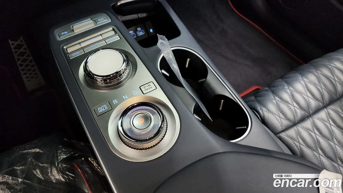 Genesis GV70 — фото 10