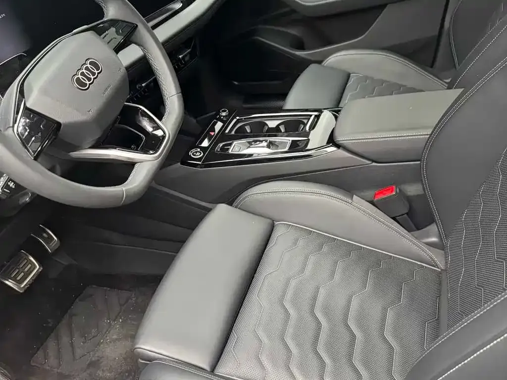 Audi Q6L e-tron 2025 из CN, фото 5