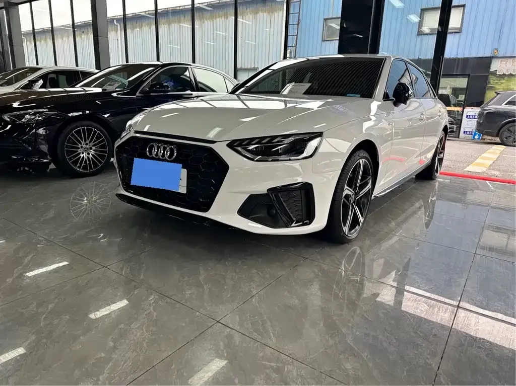 Audi A4L 2024 из CN, фото 8