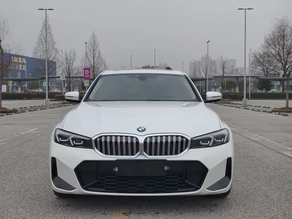 BMW 3 Series 2023 из CN, фото 5