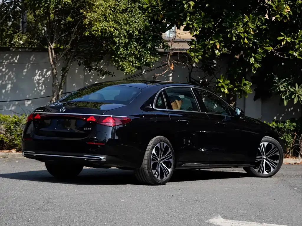 Mercedes-Benz E-Class New Energy — фото 5