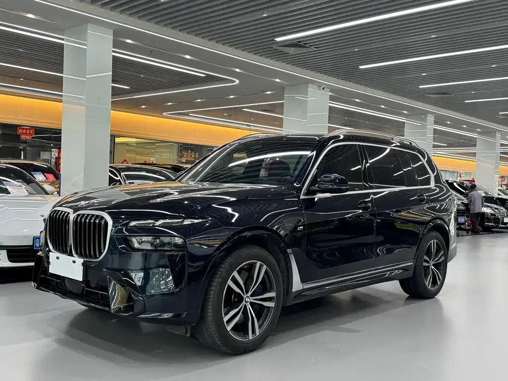 BMW X7 2023 из CN, фото 1
