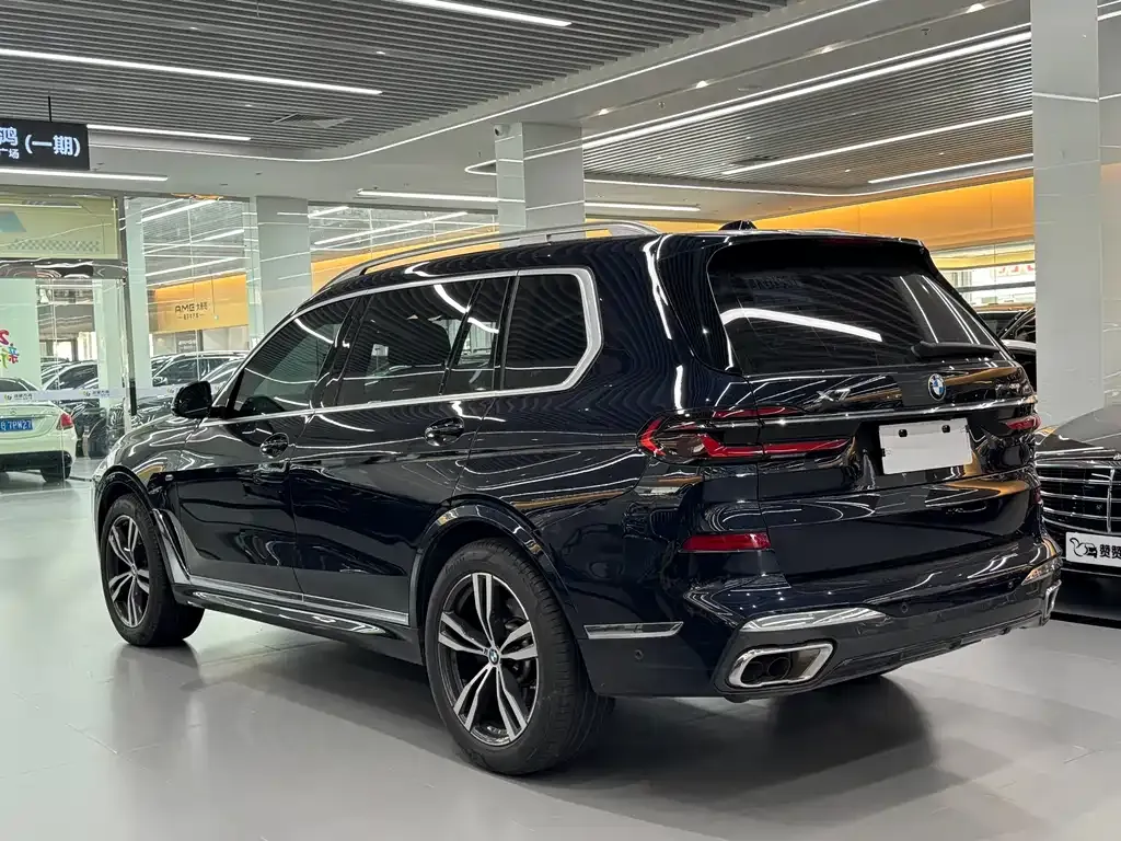 BMW X7 2023 из CN, фото 3