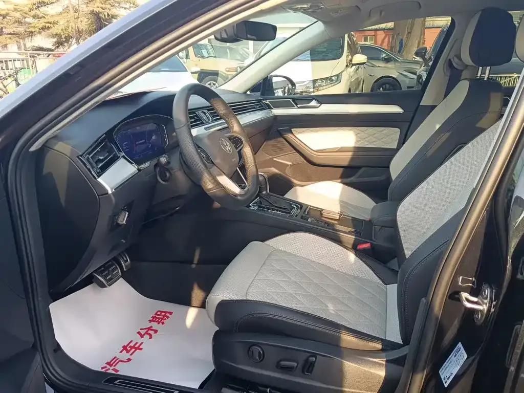 Volkswagen Magotan 2023 из CN, фото 6