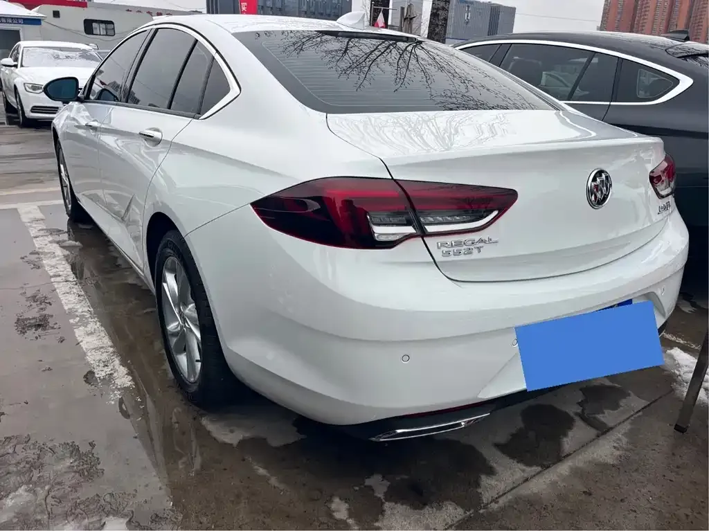 Buick Regal — фото 10