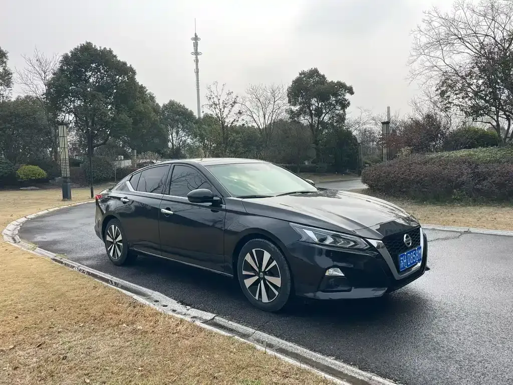 Nissan Teana — фото 8