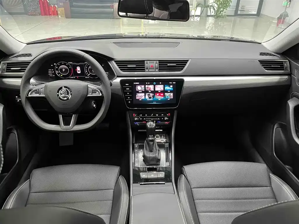 Skoda Superb 2024 из CN, фото 9