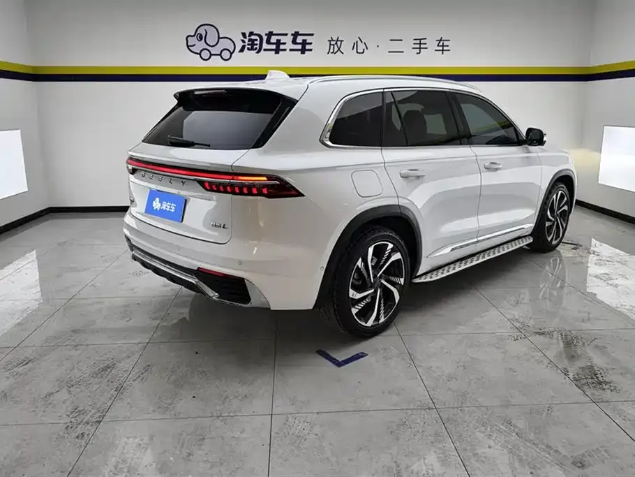 Geely Xingyue L — фото 9