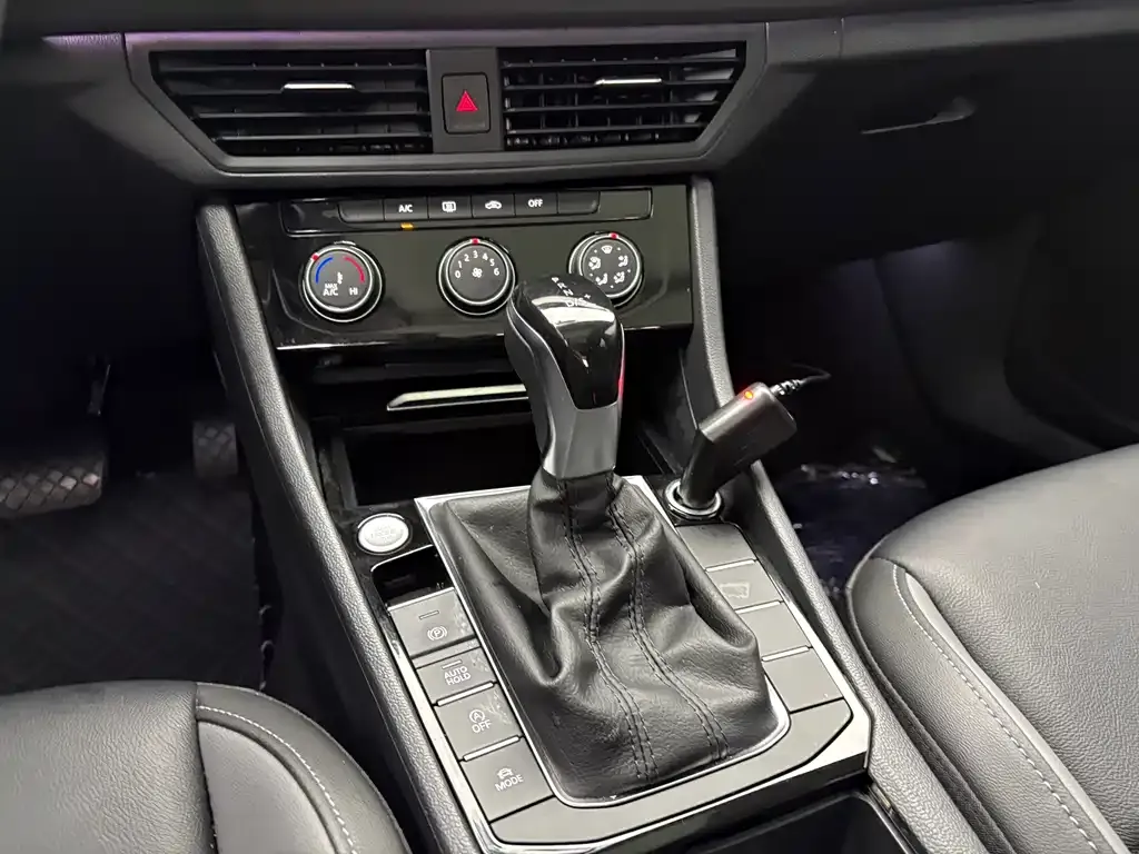 Volkswagen Sagitar 2021 из CN, фото 9