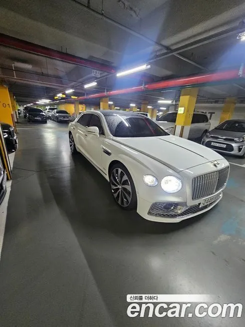 Bentley Flying Spur 2023 из KR, фото 2