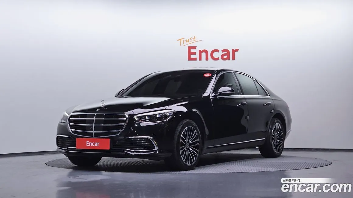 Mercedes-Benz S-Class — фото 1