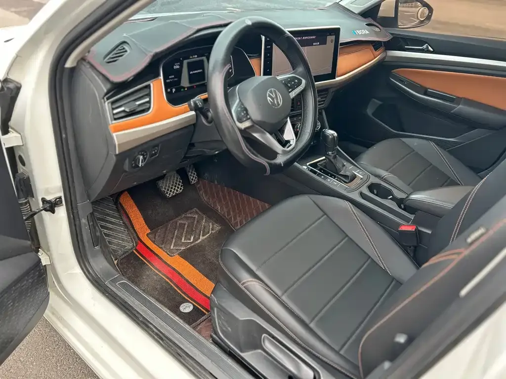 Volkswagen Bora 2022 из CN, фото 9
