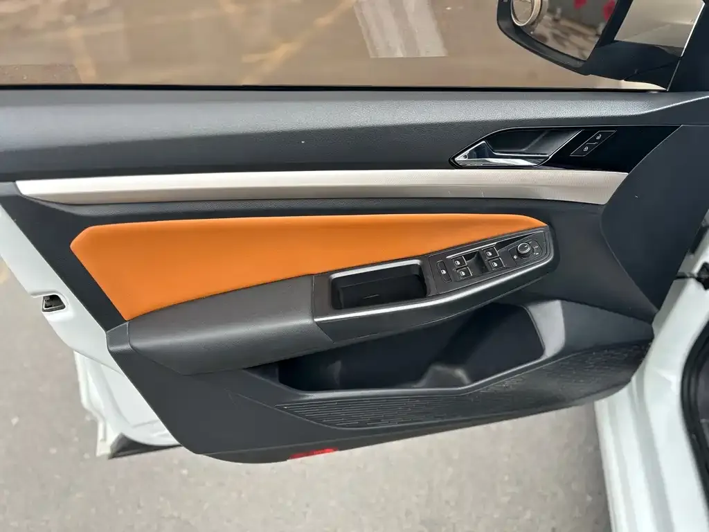 Volkswagen Bora 2022 из CN, фото 4