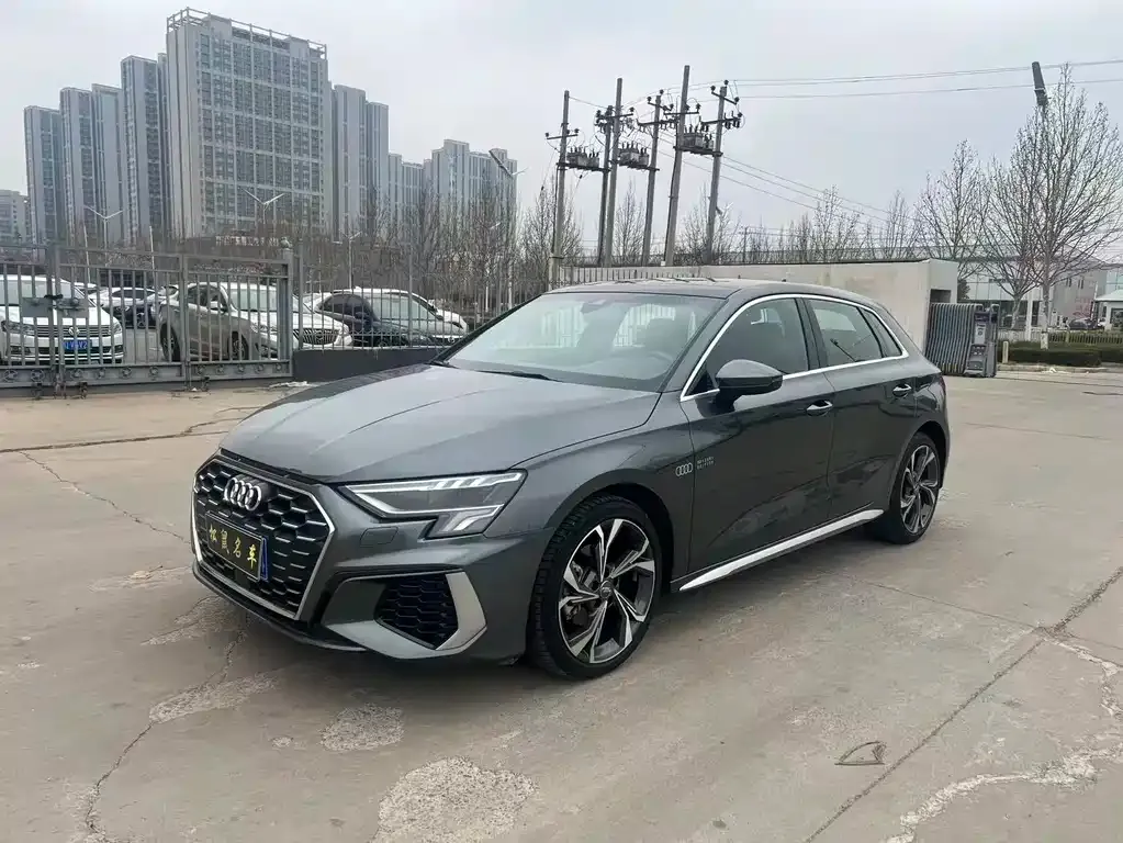 Audi A3 2021 из CN, фото 1