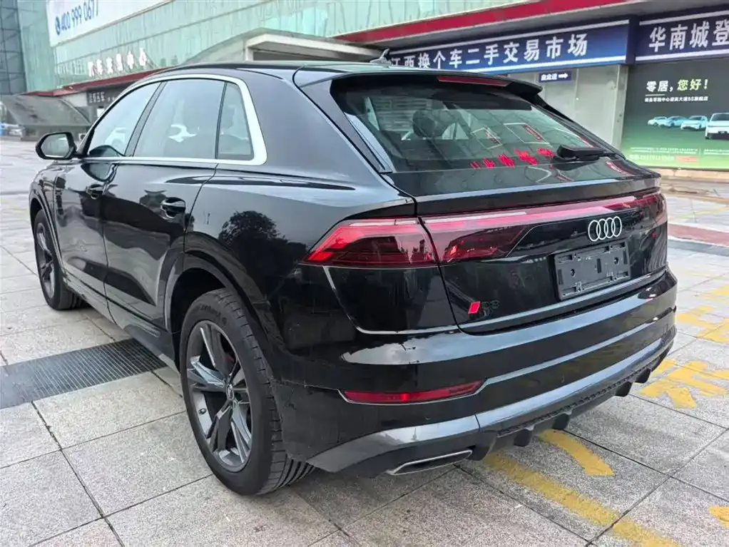 Audi Q8 2025 из CN, фото 4