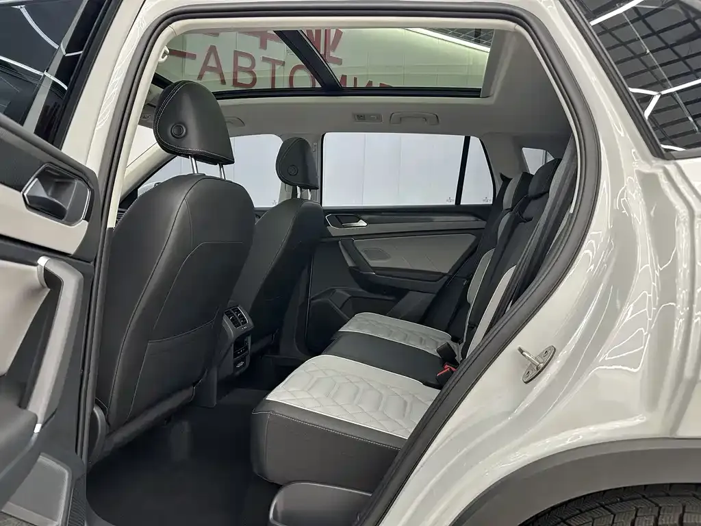 Volkswagen Tayron 2023 из CN, фото 7