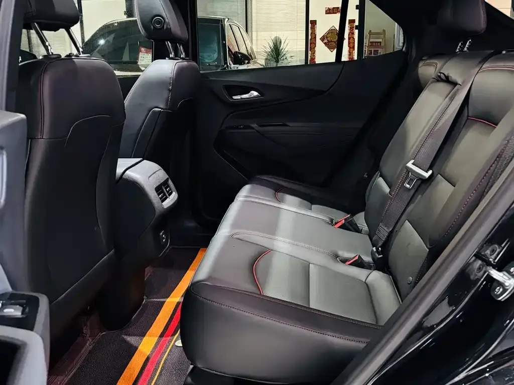 Chevrolet Equinox 2025 из CN, фото 7