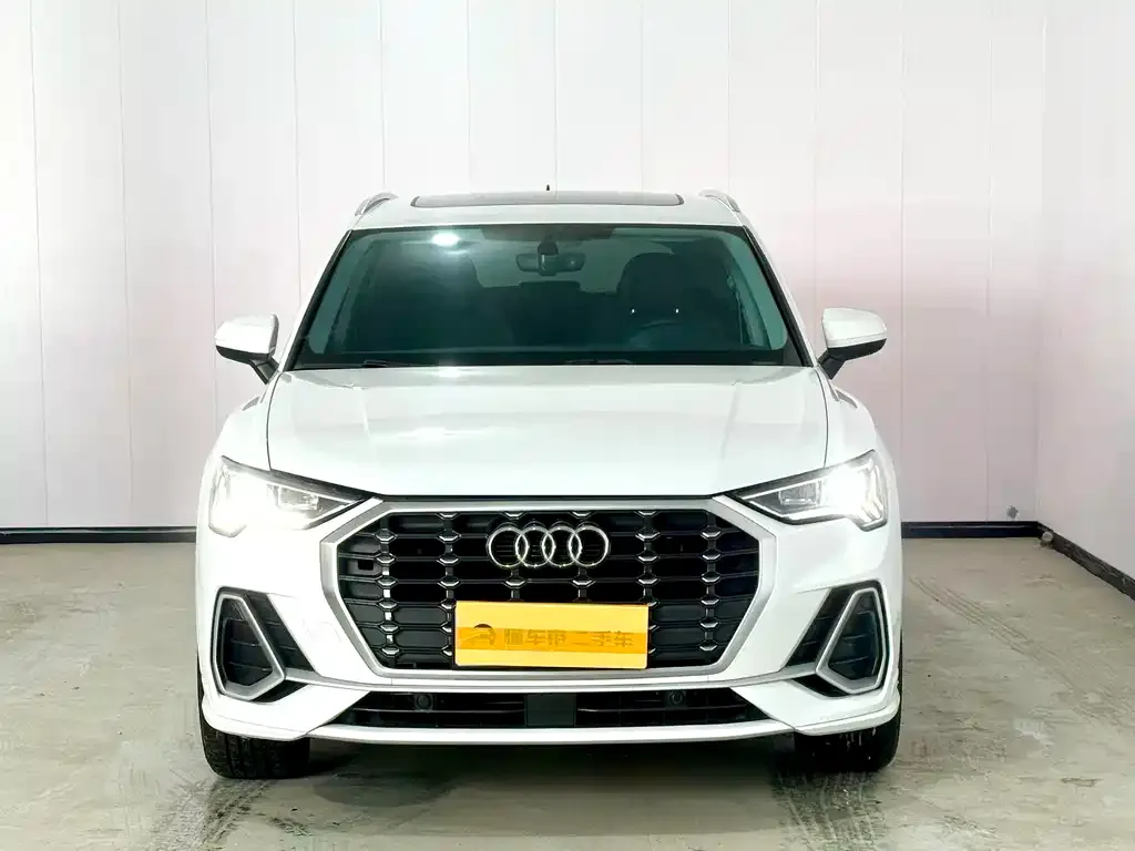 Audi Q3 2023 из CN, фото 4