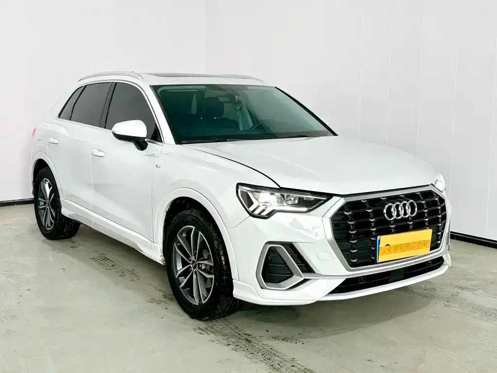 Audi Q3 2023 из CN, фото 7