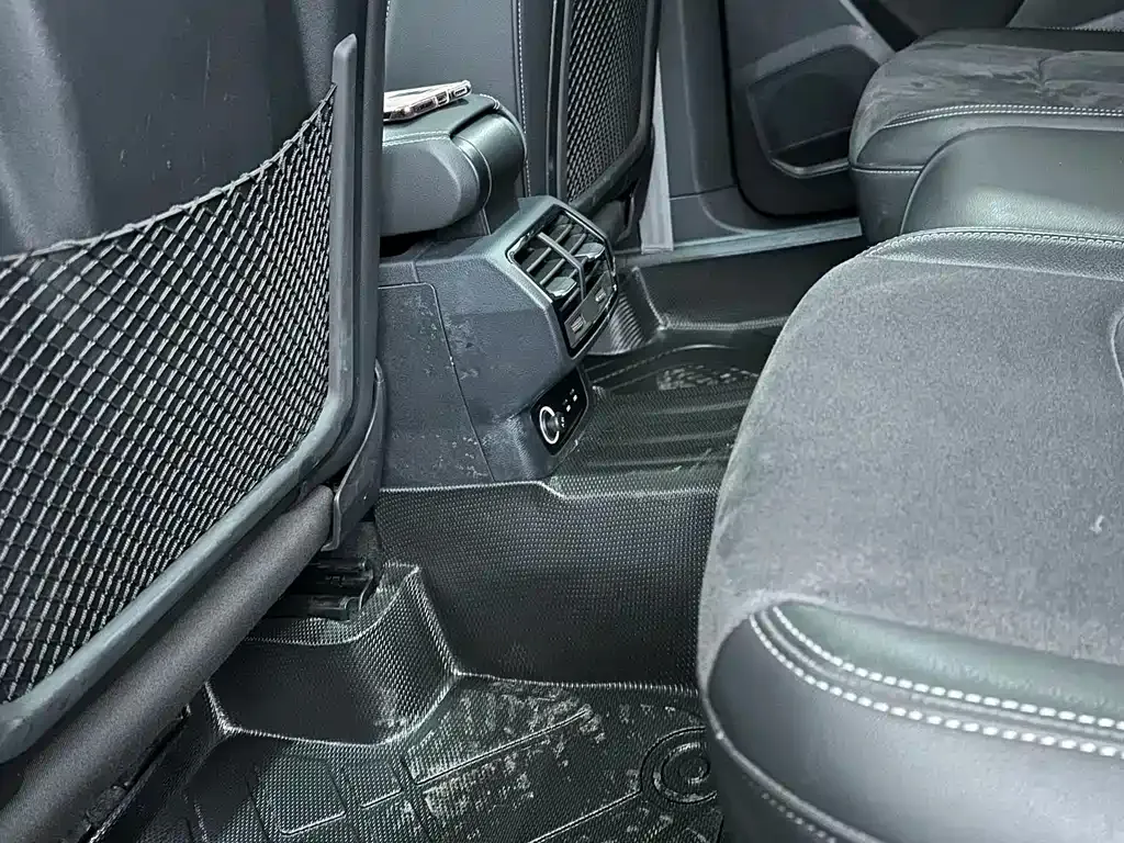 Audi Q3 2023 из CN, фото 10