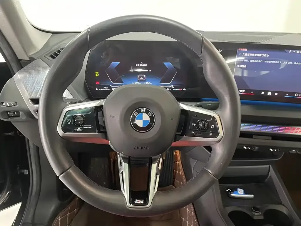 BMW 2 Series 2025 из CN, фото 8