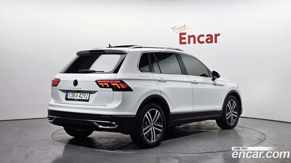 Volkswagen Tiguan 2021 из KR, фото 10