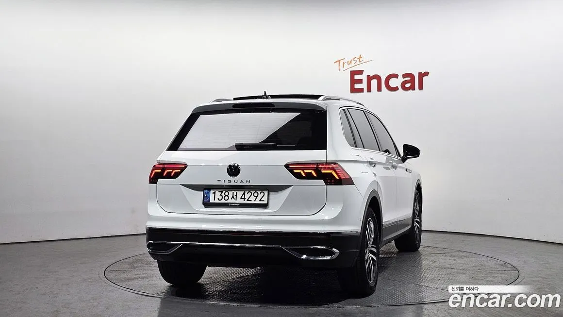 Volkswagen Tiguan 2021 из KR, фото 8