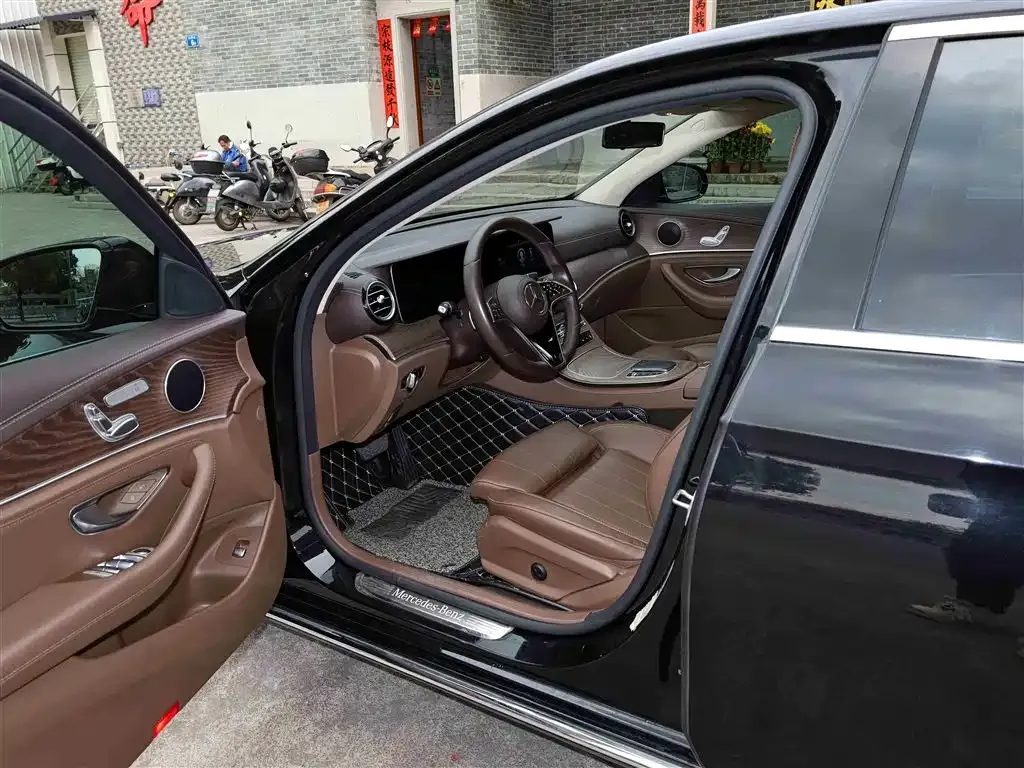 Mercedes-Benz E-Class 2021 из CN, фото 2