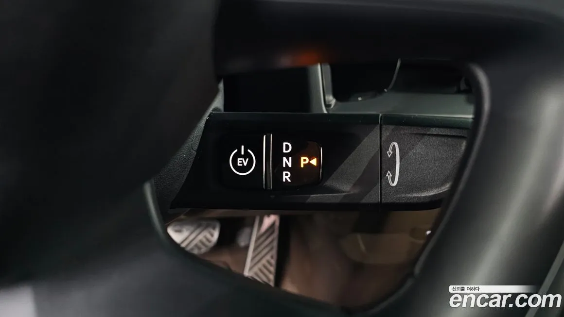 Kia EV9 2024 из KR, фото 5