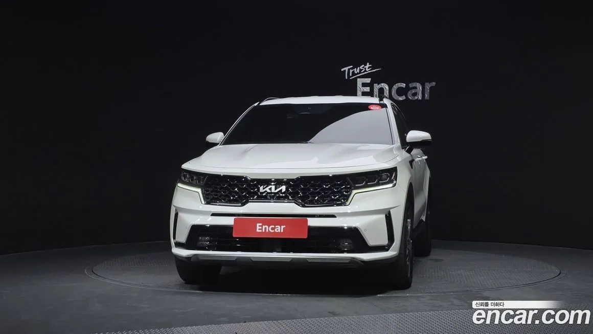 Kia Sorento — фото 10