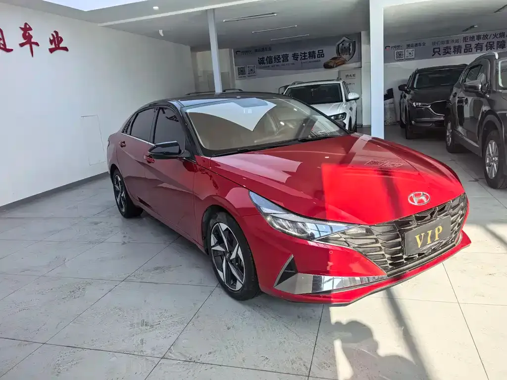 Hyundai Elantra 2023 из CN, фото 3
