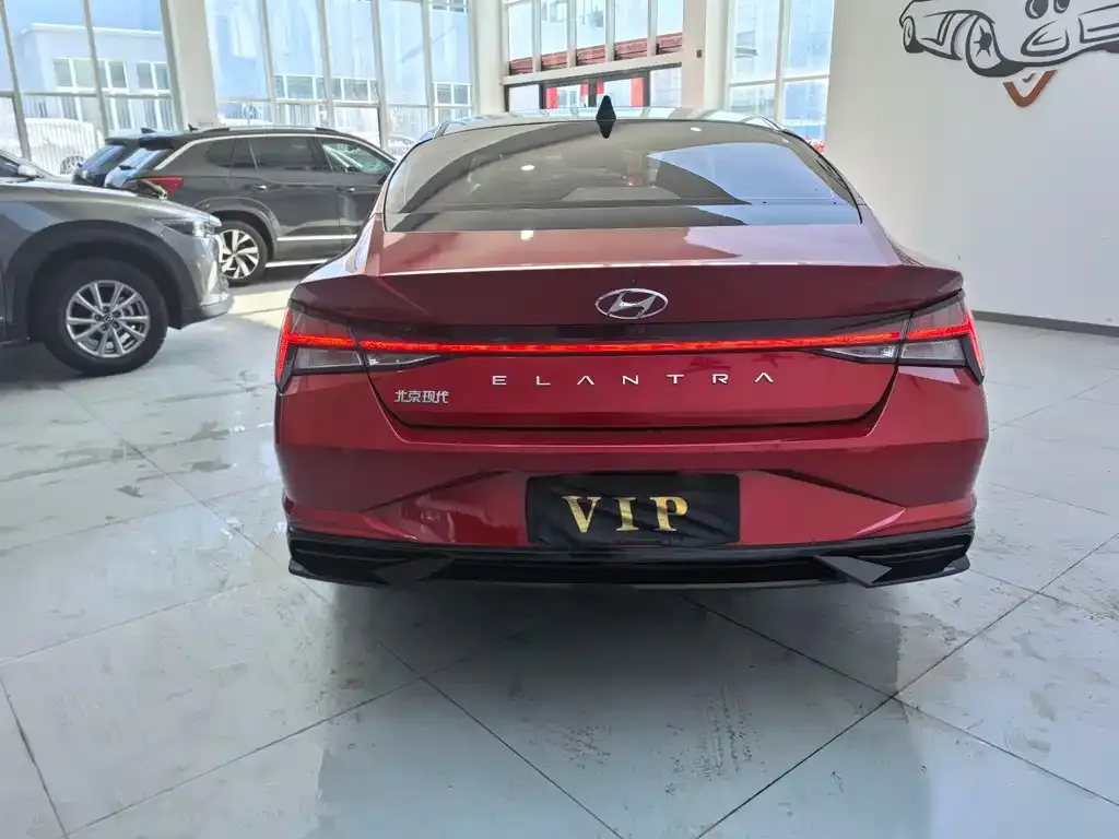 Hyundai Elantra 2023 из CN, фото 9