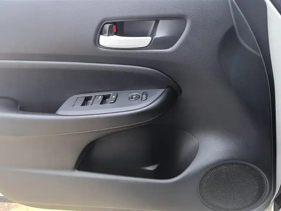 Honda Fit — фото 5