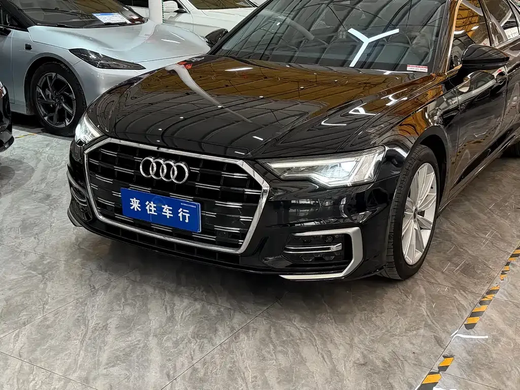 Audi A6L 2023 из CN, фото 9