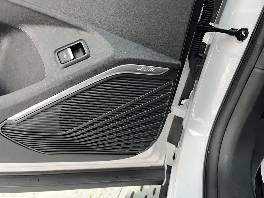 Geely Xingyue L 2023 из CN, фото 8