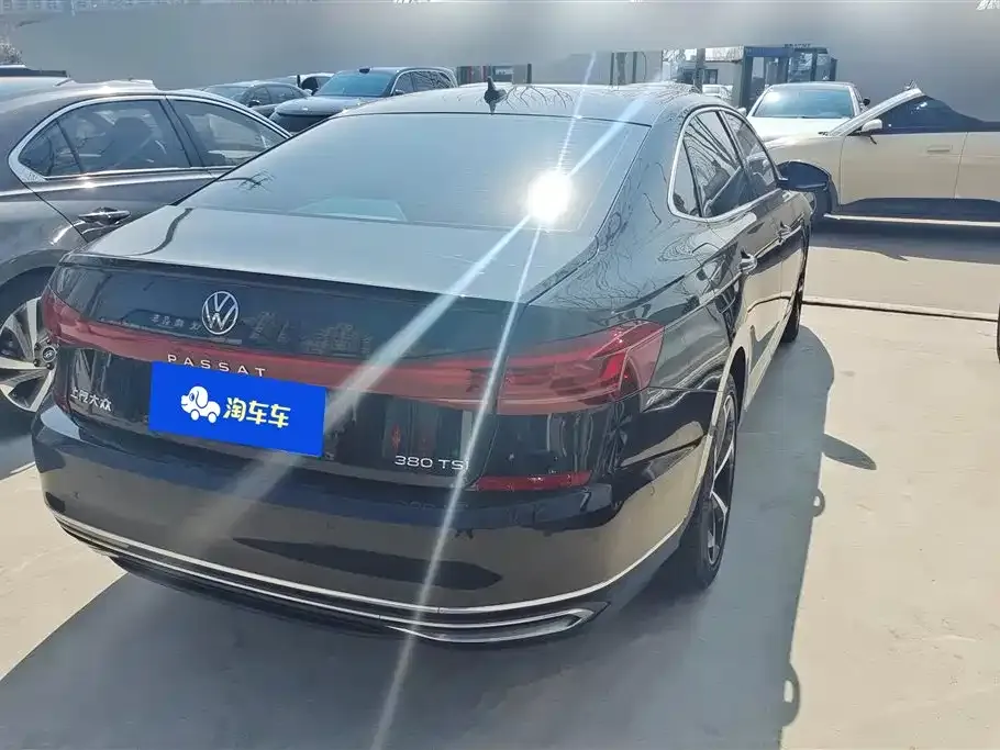 Volkswagen Passat — фото 4