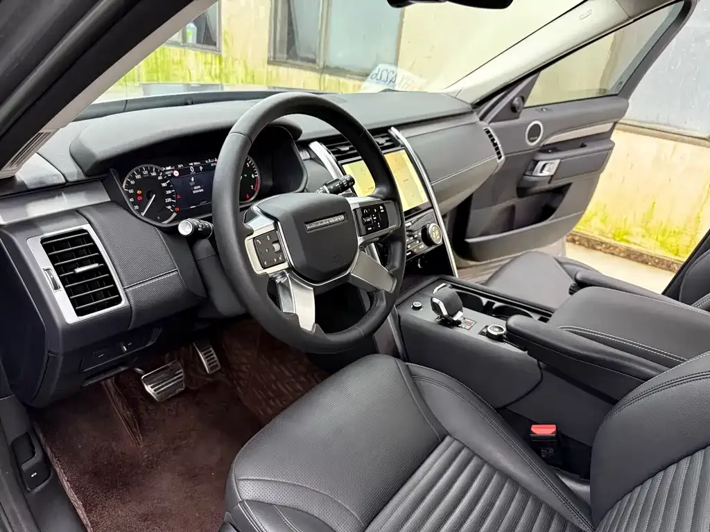 Land Rover Discovery 2023 из CN, фото 2