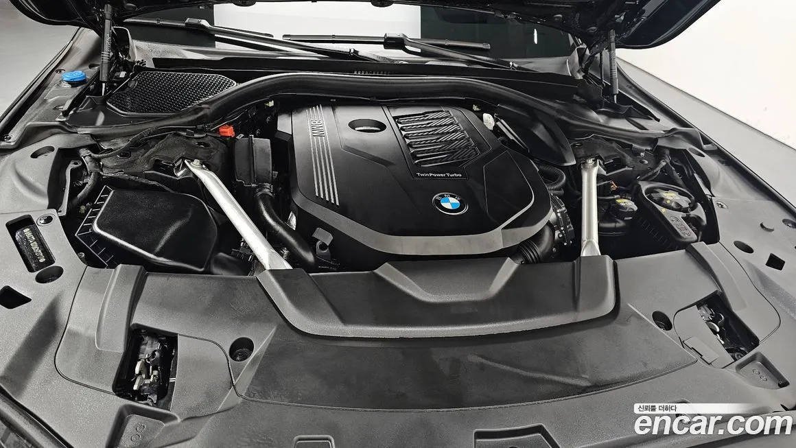 BMW 7-Series 2022 из KR, фото 9