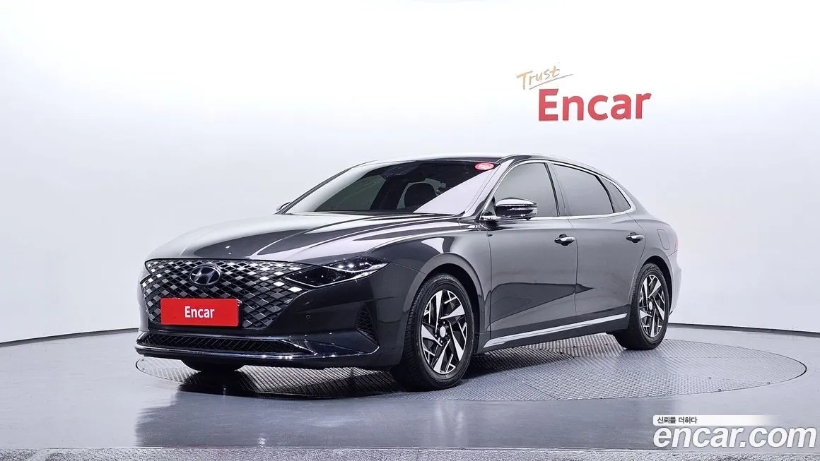 Hyundai Grandeur — фото 1