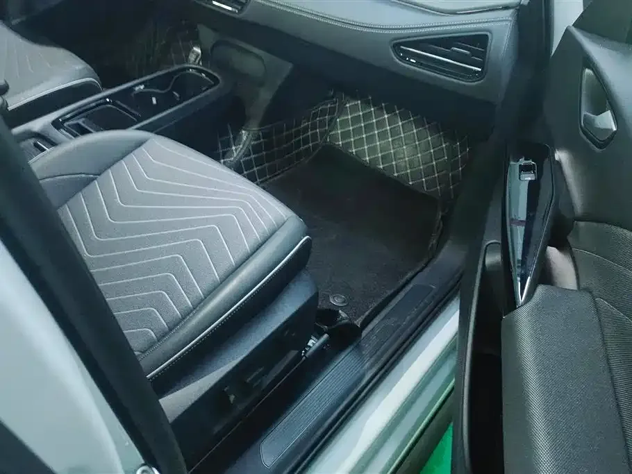 Volkswagen ID.3 2024 из CN, фото 7