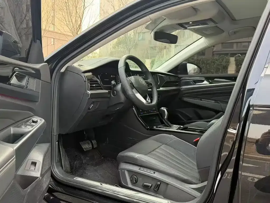 Volkswagen Passat — фото 3